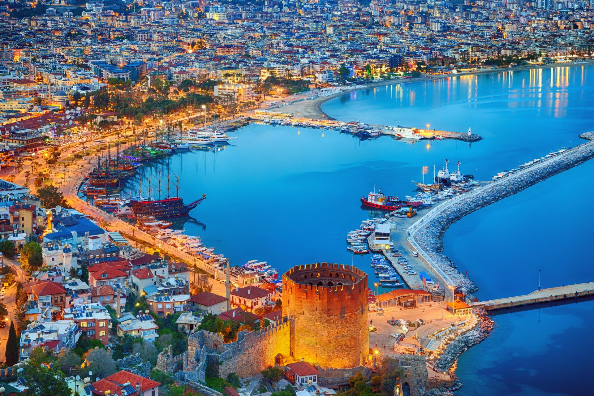 Tatil Cenneti Antalya’da Yapılması Gerekenler